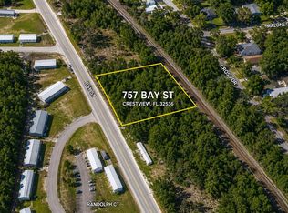 757 Bay St, Crestview, FL 32536