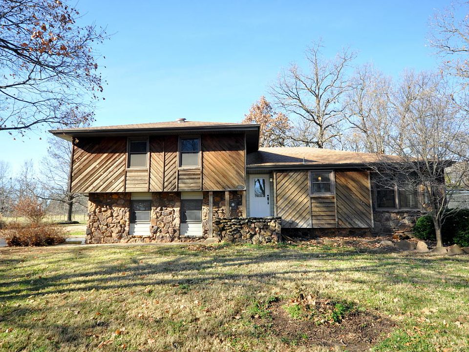 1st image of 6721 N Red Oak Pl