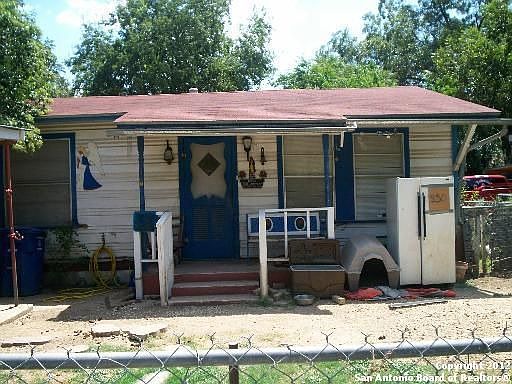 1st image of 202 Noria St