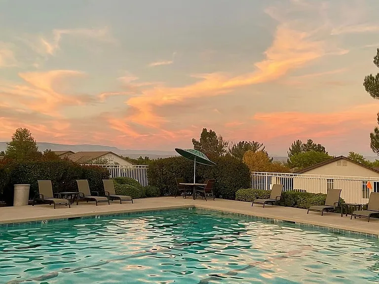 255 S Cottonwood Ranch Rd — Photo 35
