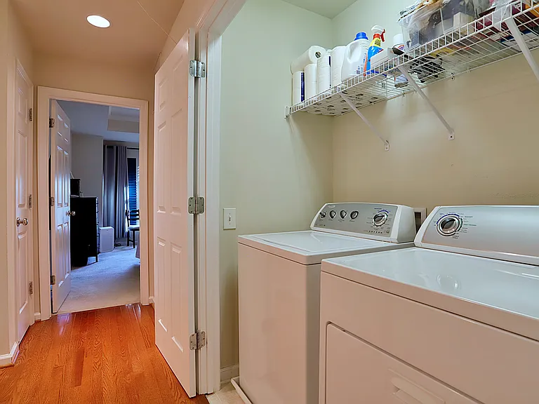 9612 Stockwell Ln — Photo 20