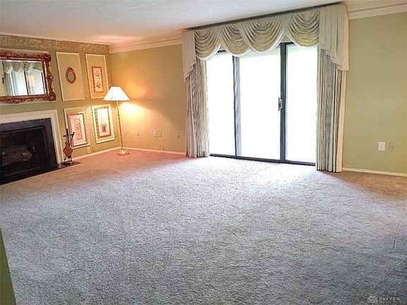 3rd image of 1610 Thunderbird Ln APT 65