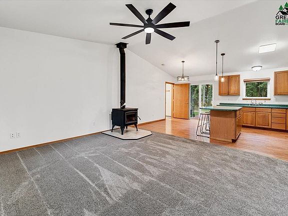 3rd image of 675 Orion Dr