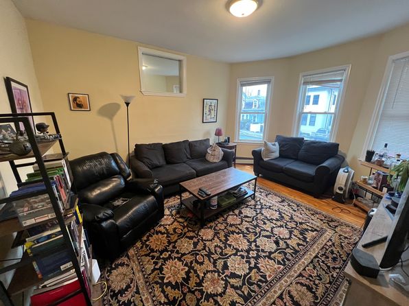 29 Cameron Ave #6
