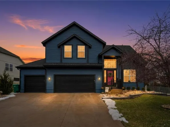 10114 N Miller Ln, Kansas City, KS 66109