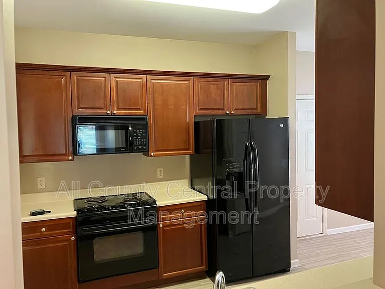 2045 Forest Lakes Ln — Photo 4
