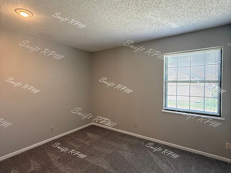 6702 W 150th St #1 — Photo 13