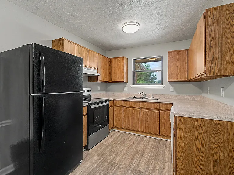 6334 Shull Rd — Photo 15