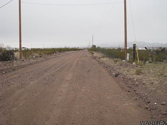 2nd image of 4842 N Ehrenberg Rd
