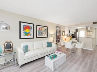 1021 3rd St S APT 102, Naples, FL 34102