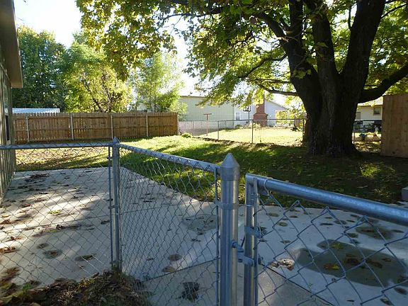 4th image of 1619 N 12th St