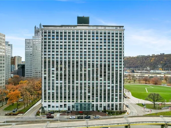 320 Fort Duquesne Blvd APT 9A, Pittsburgh, PA 15222