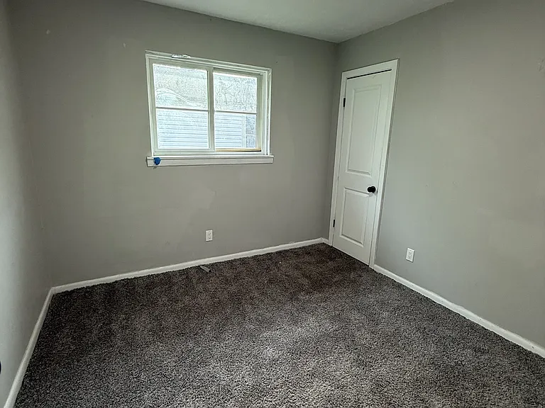 3728 Hickory Ave SW — Photo 6