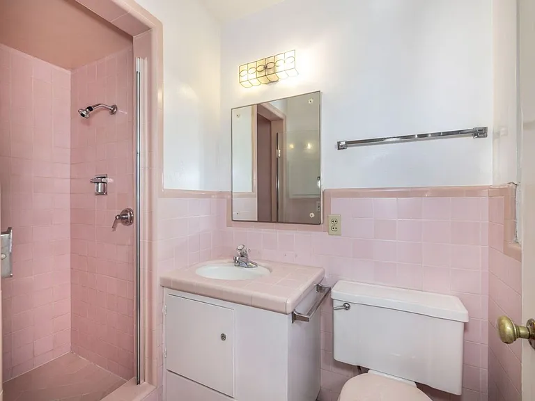 4287 Pomona Ave — Photo 13