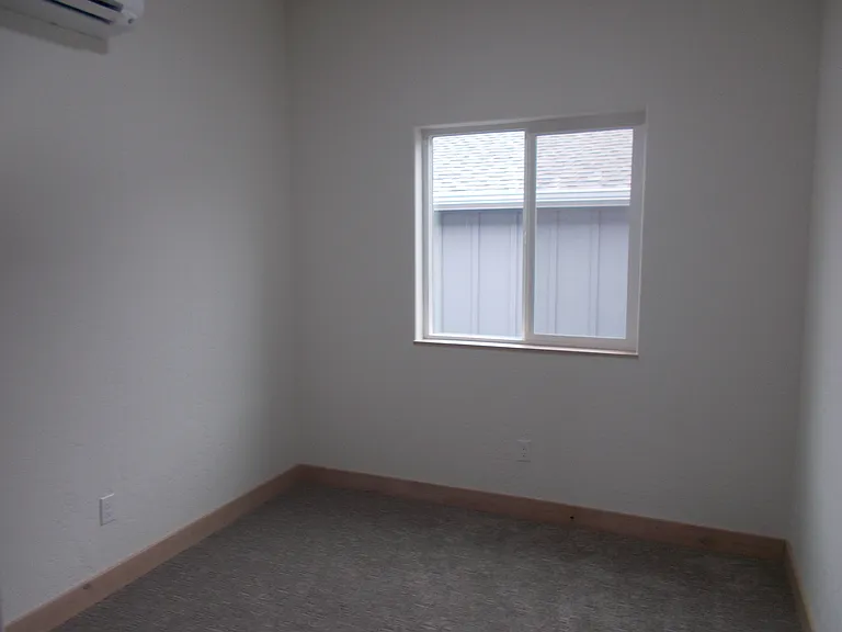 1186 Edington Ave — Photo 17