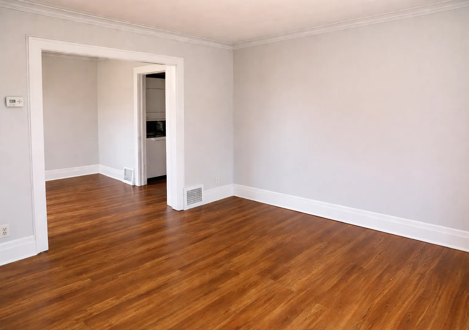 Cute Two Bedroom Home — Photo 3