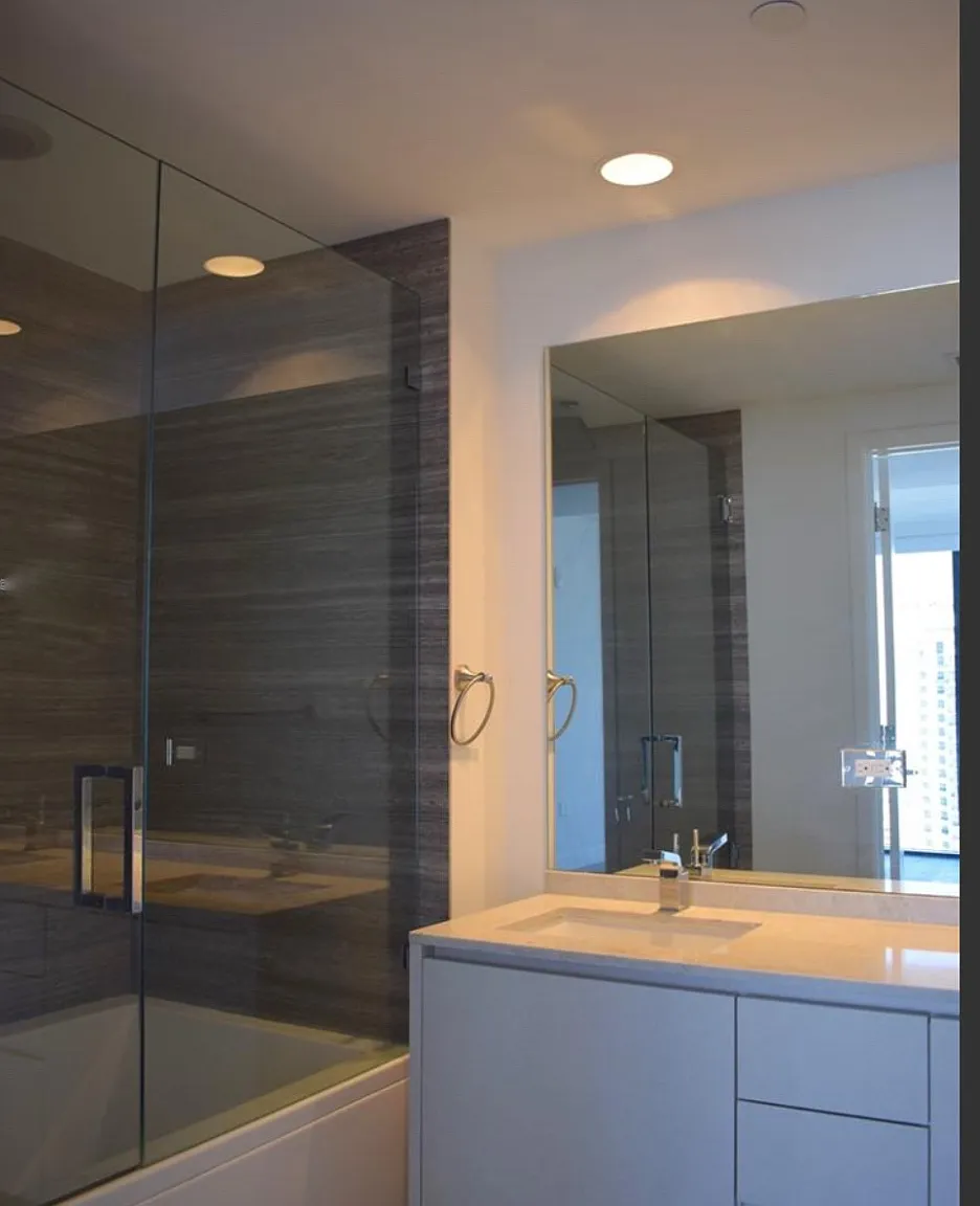 1 bed, 975 sqft, $4,850 — Photo 3