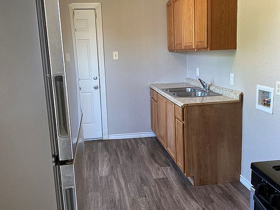 4th image of 1326 Clifford St