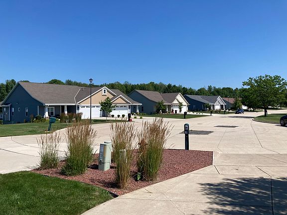 View from the front yard of the cul-de-sac.