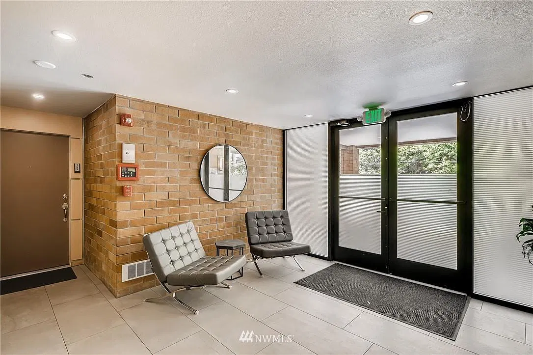 Common lobby