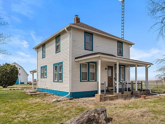4th image of 3147 County Road 400 E