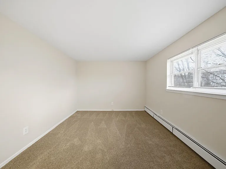 1 Dahnerts Park Ln #6 — Photo 6
