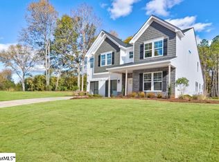 19 Goldthorne Dr, Greenville, SC 29607