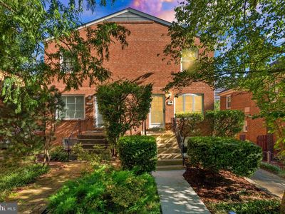 1119 16th St S, Arlington, VA, 22202