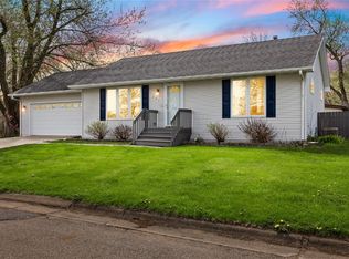 301 W 10th St, Tipton, IA 52772