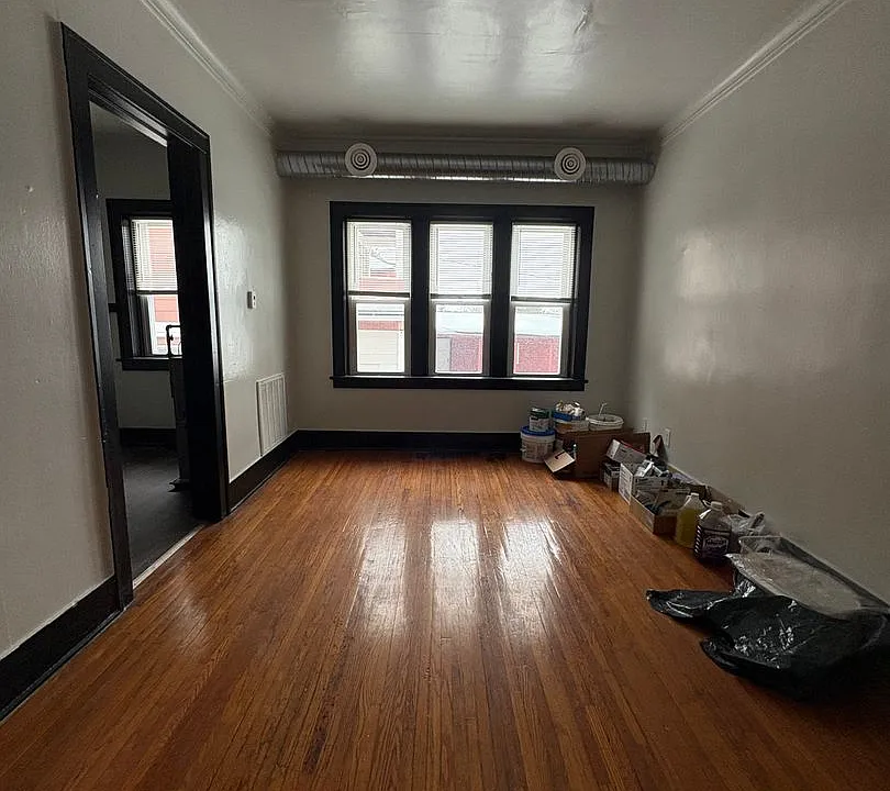 401 Ridgeway Ave