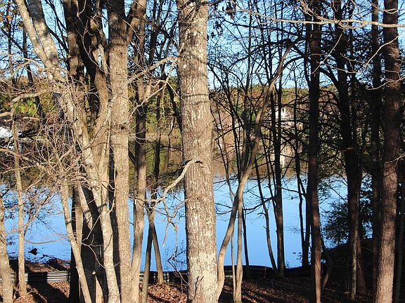 3rd image of Deer Creek Dr