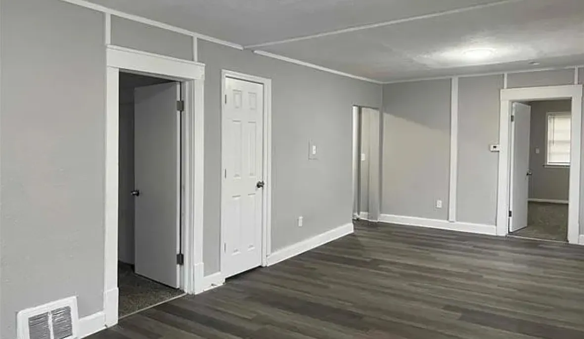 3 bed, 986 sqft, $1,450 — Photo 3