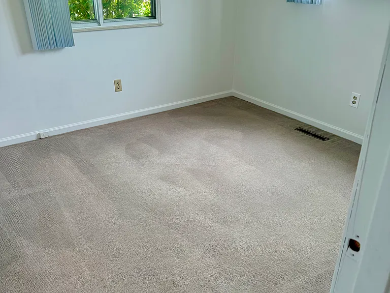 5694 Threasa St — Photo 4