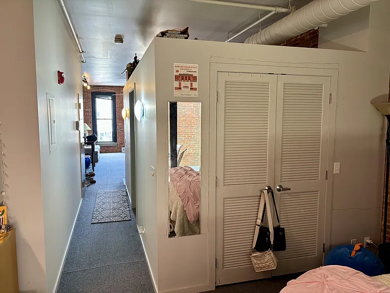 118 S Market St #200 — Photo 11