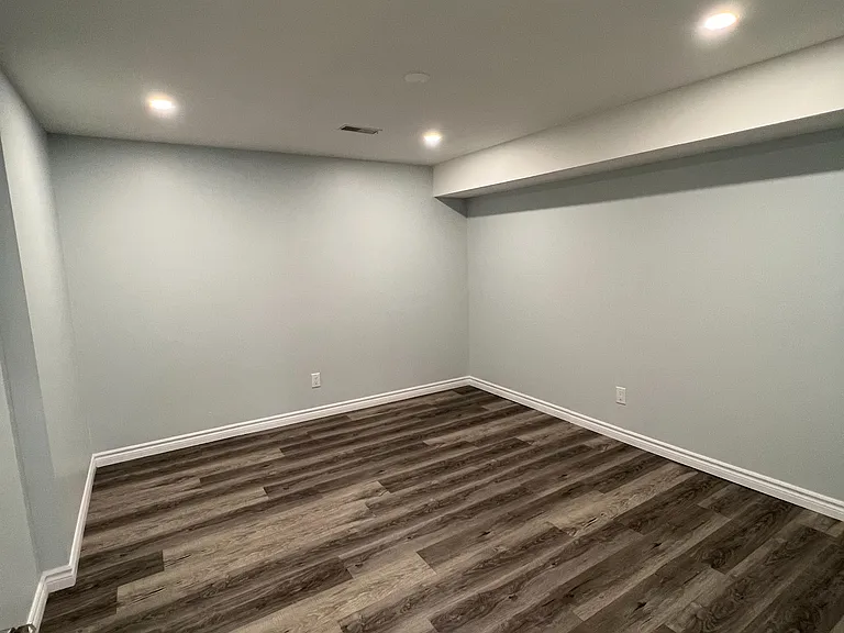 287 Clair Rd E #BASEMENT — Photo 5