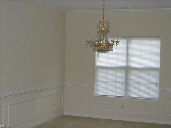 3rd image of 445 Chandler Dr