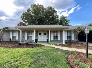 1512 College St, Cleveland, MS 38732