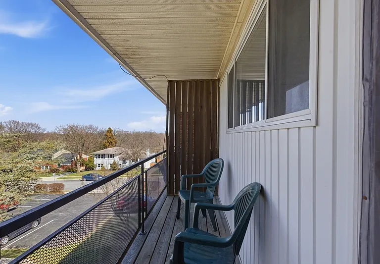 521 Epsom Rd #2C — Photo 17