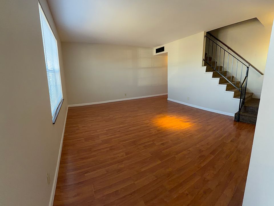 Family Room View From Front Door