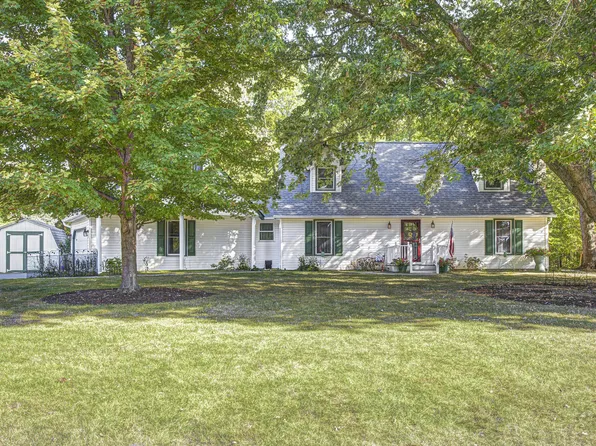 5260 Hill Valley Dr, Pittsboro, IN 46167
