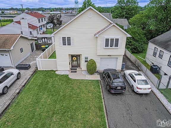 4th image of 207 Delmore Ave