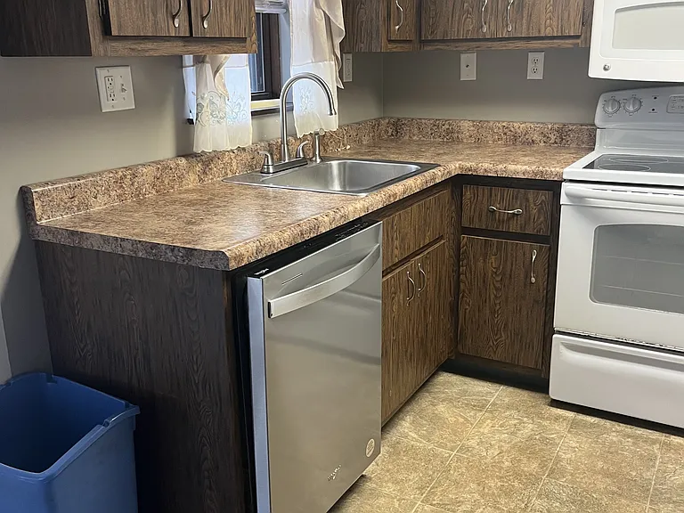 683 N Water St — Photo 8