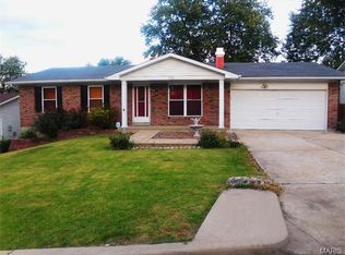 2131 Devonshire Dr, Imperial, MO 63052