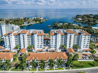 1325 Snell Isle Blvd NE UNIT 701, Saint Petersburg, FL 33704