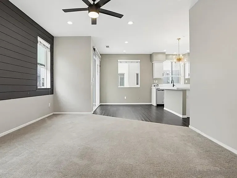 329 Antoni Gln #1404 — Photo 12