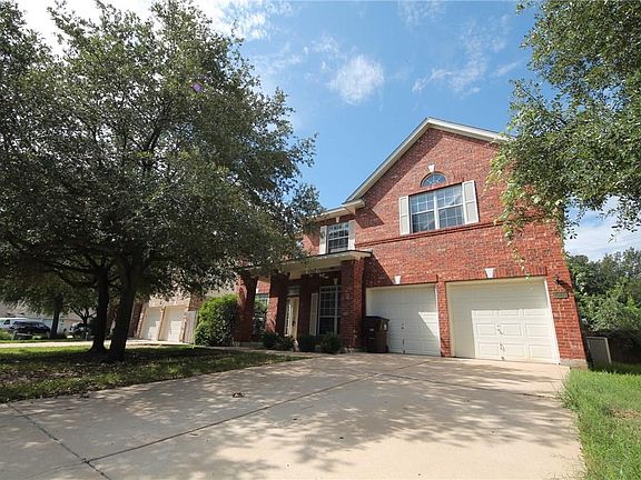 2nd image of 15843 Garrison Cir