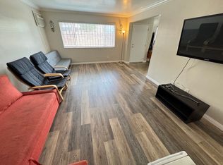 1126 W 37th Pl APT 3, Los Angeles, CA 90007