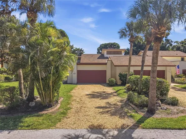 6203 COURTSIDE DRIVE #21, BRADENTON, FL 34210