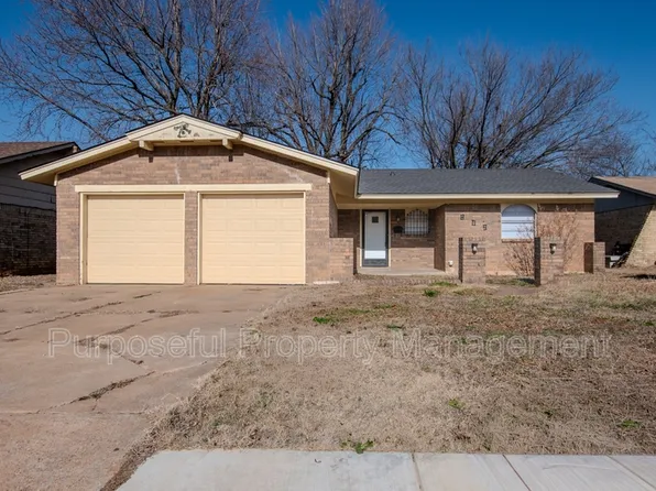 809 Meadowgreen Dr, Midwest City, OK 73110