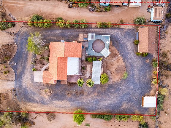 3rd image of 3840 N Santa Maria Road